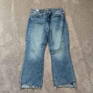 MOTHER denim insider crop step fray- Light Blue Washed Denim Jeans